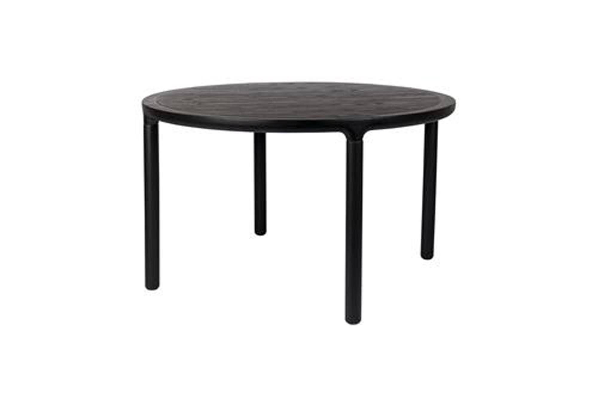 Tisch Storm von Zuiver: Modernes Design trifft auf zeitlose Qualität.