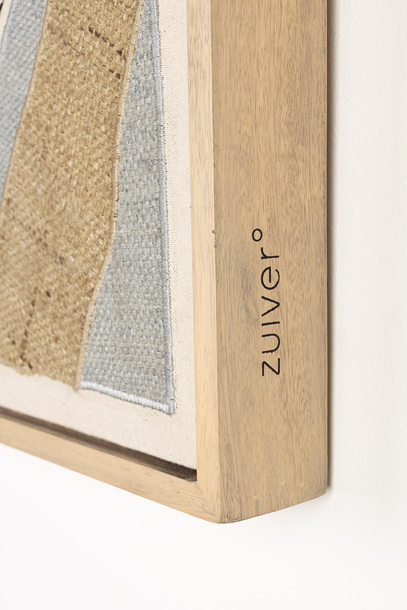 Zuiver Wall Art Move: Moderne Akzente für Ihr individuelles Ambiente.