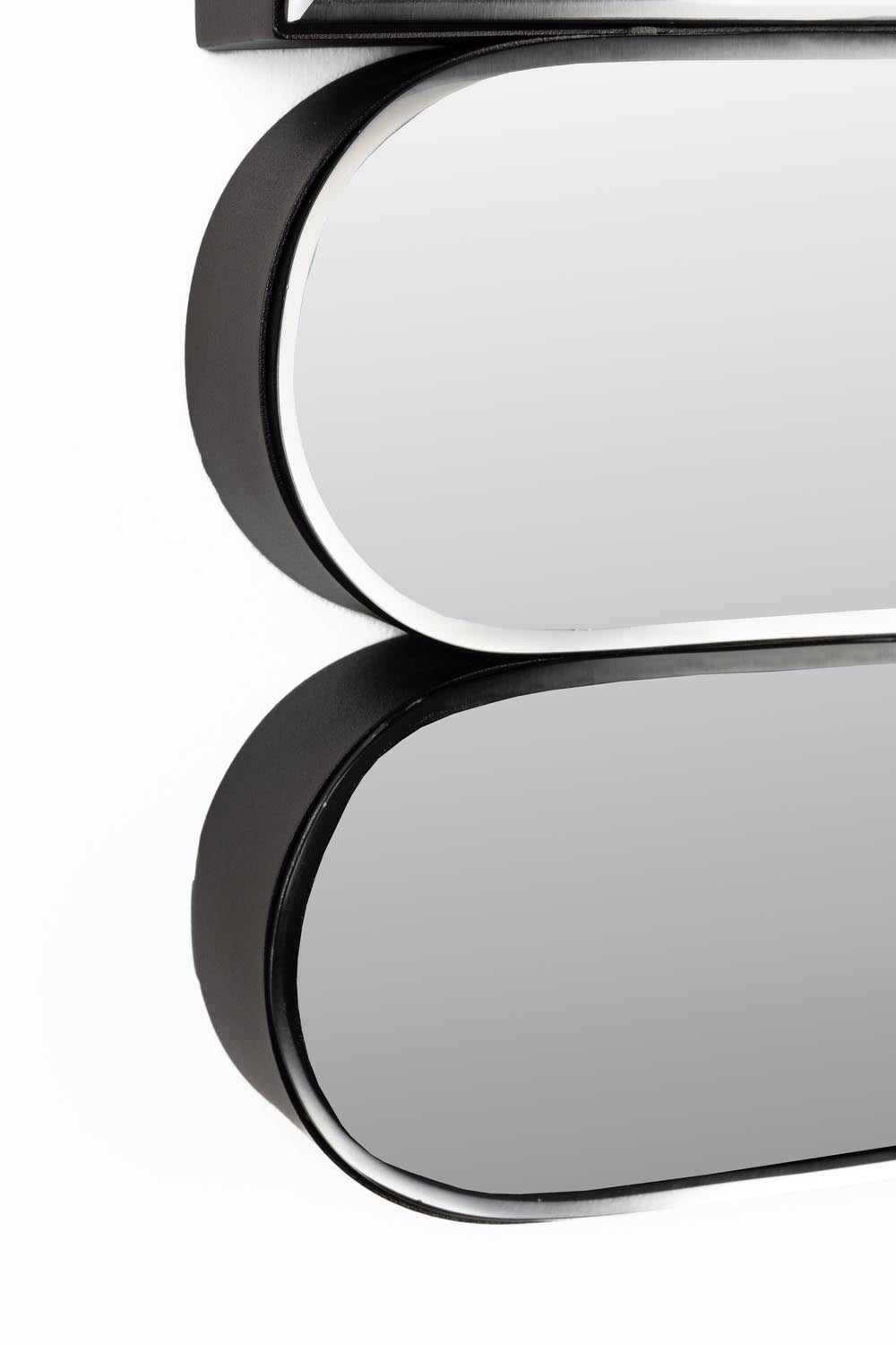 Zuiver Glamour Spiegel: Modernes Design für stilvolle Räume.