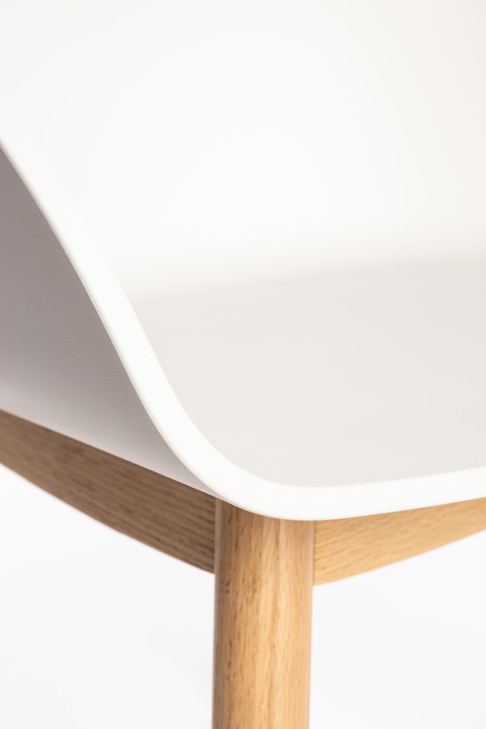 Zuiver Void Sessel: Stilvolle Eiche für Ihr modernes Zuhause.