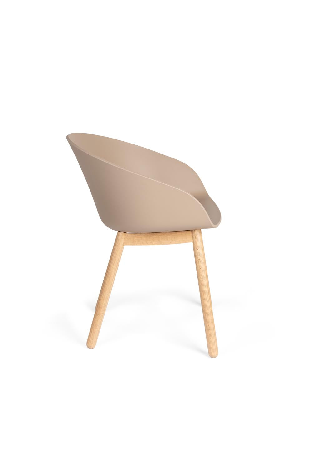 Eleganter Zuiver Void Sessel aus Eiche für zeitloses Design.