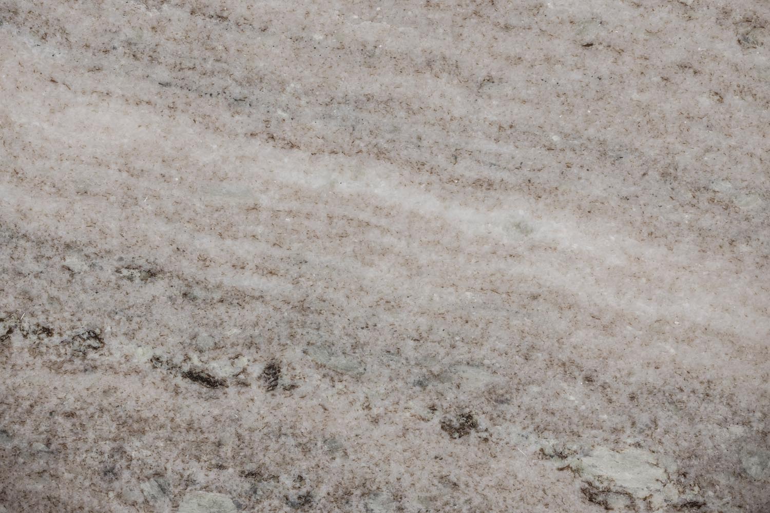 Zuiver Beistelltisch: Modernes Design trifft auf zeitlose Eleganz.