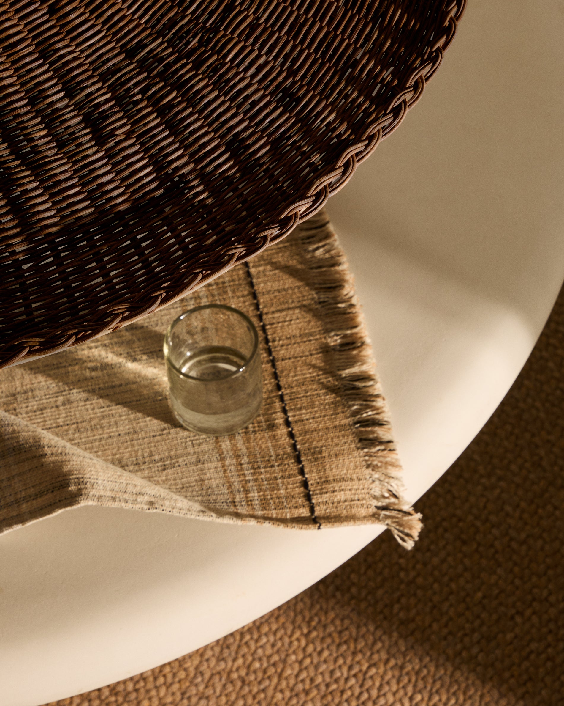 Lampenschirm für Deckenleuchte Bladia aus Rattan mit Finish in Braun Ø 70 cm in Braun präsentiert im Onlineshop von KAQTU Design AG. Lampenschirm ist von Kave Home