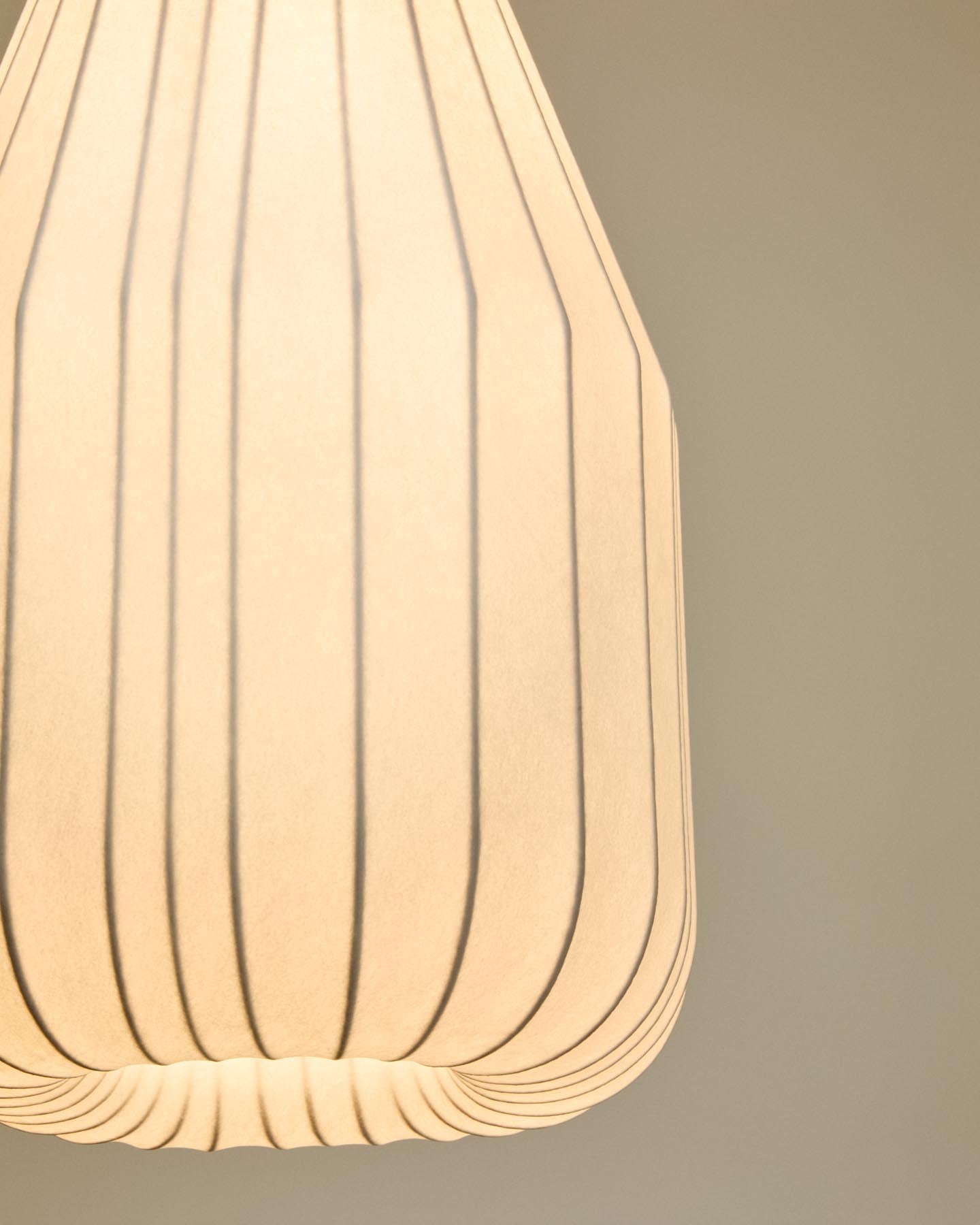 Deckenleuchte Somar aus Synthetikfasern und Stahlstäben, Ø 30 cm in Weiß präsentiert im Onlineshop von KAQTU Design AG. Lampenschirm ist von Kave Home