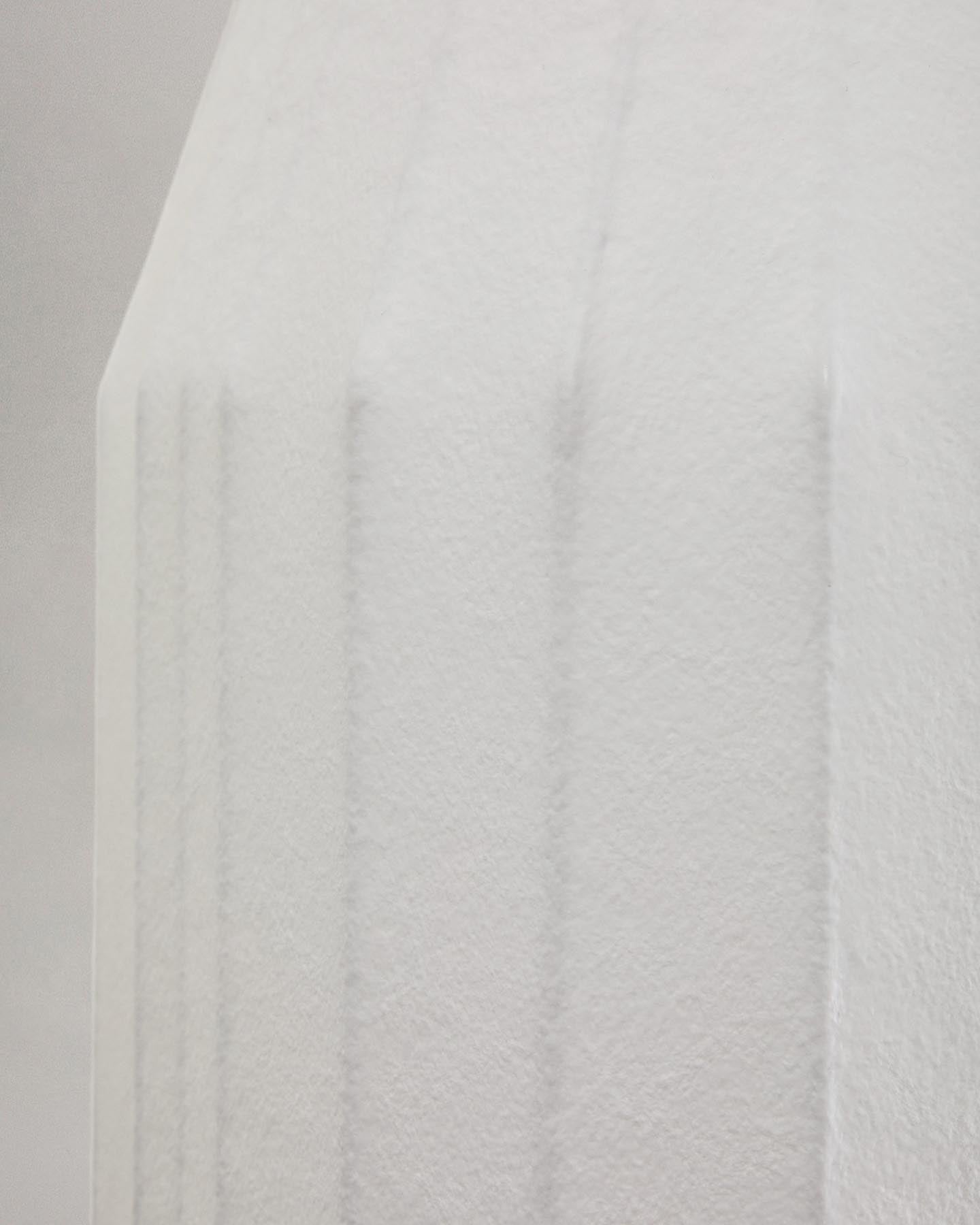 Deckenleuchte Somar aus Synthetikfasern und Stahlstäben, Ø 30 cm in Weiß präsentiert im Onlineshop von KAQTU Design AG. Lampenschirm ist von Kave Home