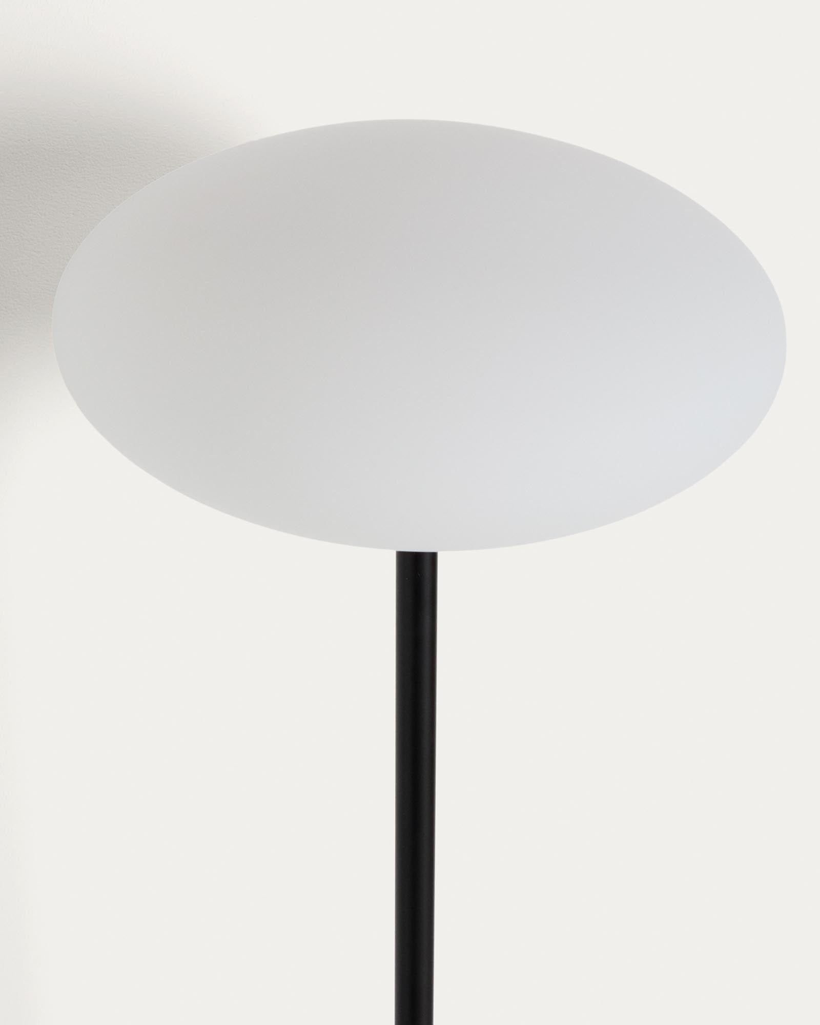 Elegante Stehlampe Idela aus edlem Rauchglas und schwarzem Marmor, ideal für stilvolle Wohnräume und moderne Einrichtung.