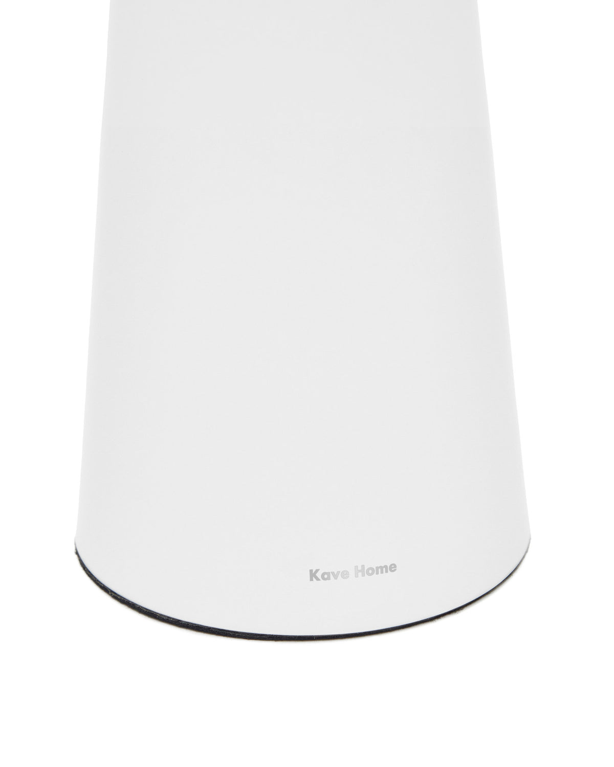 Arenys Outdoor Tischlampe gross aus Metall mit weissem Lackfinish in Weiss präsentiert im Onlineshop von KAQTU Design AG. Outdoor Tischleuchte ist von Kave Home
