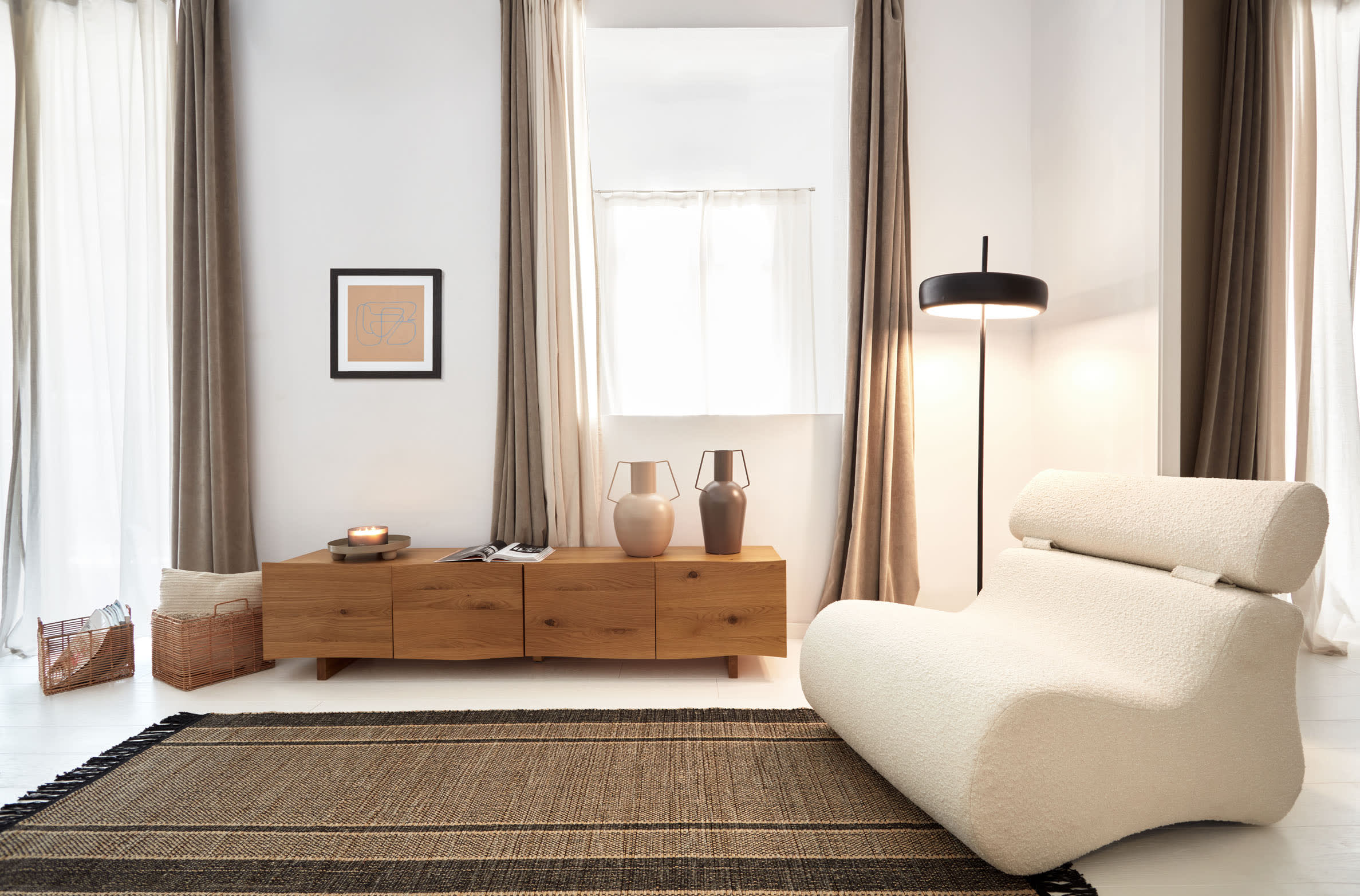 Eleganter Vorhang aus Baumwolle und Leinen in Weiss, 140x270 cm, von Kave Home. Perfekt für ein stilvolles Zuhause.