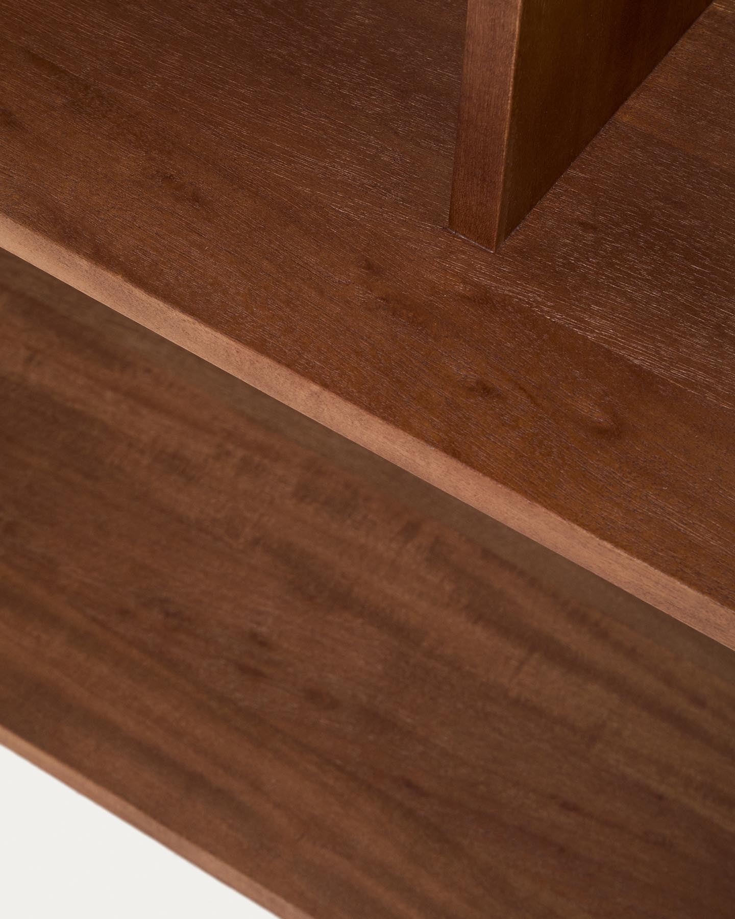 Regal Norani aus massivem Akazienholz und Akazienfurnier 150 x 185 cm in Braun präsentiert im Onlineshop von KAQTU Design AG. Standregal ist von Kave Home