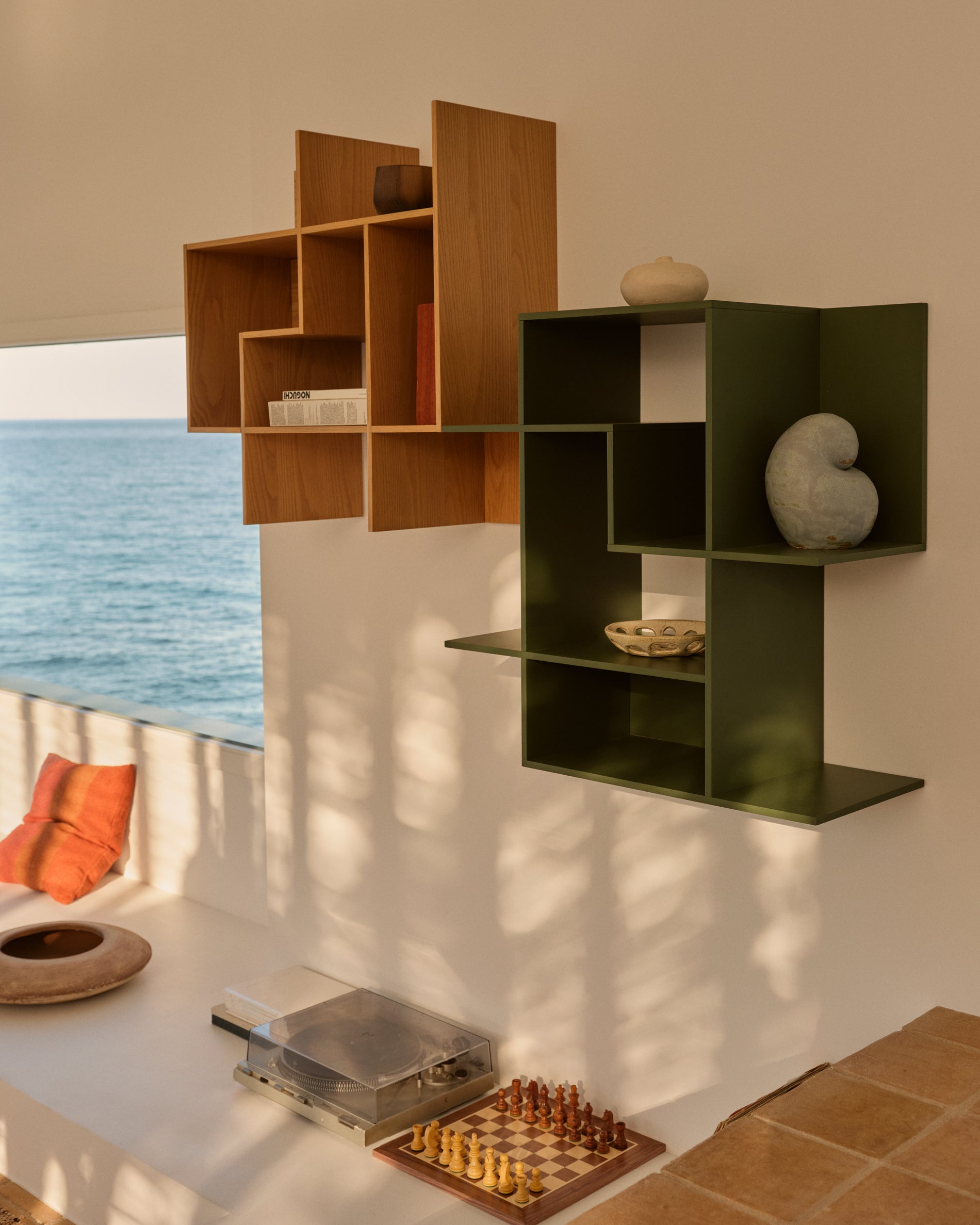 Modularregal Ina aus grün lackiertem MDF 80 x 80 cm FSC 100% in Grün präsentiert im Onlineshop von KAQTU Design AG. Wandregal ist von Kave Home