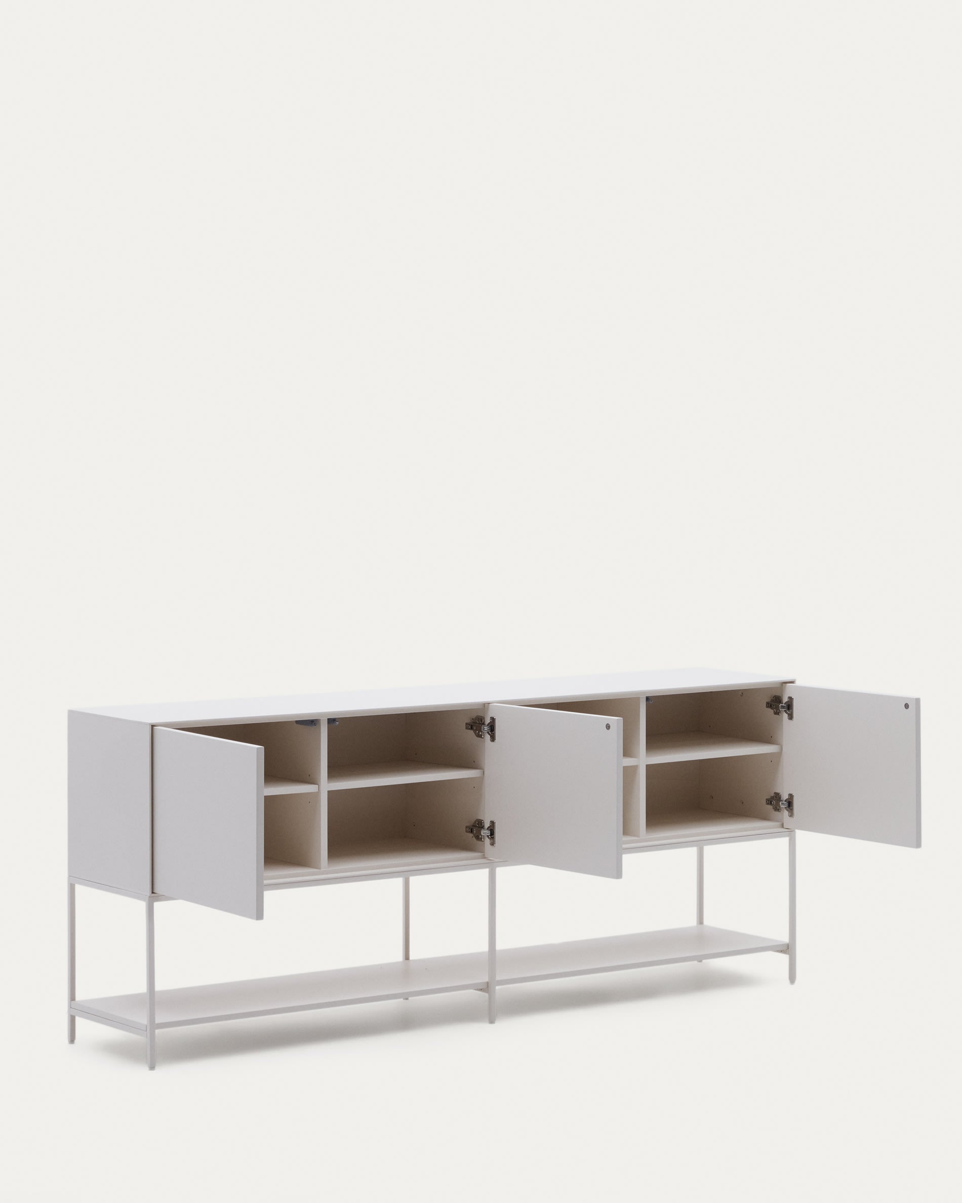 Das Vedrana Sideboard von Kave Home: Eleganz in Weiss, 3 Türen, MDF, 195x80 cm. Modern, funktional, mit Soft-Close-Mechanismus.