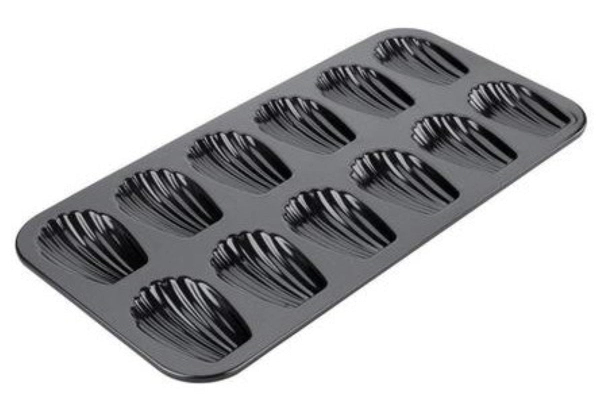 Backform 12er Madeleine, Antihaft in Schwarz präsentiert im Onlineshop von KAQTU Design AG. Backform / Backblech ist von Tala