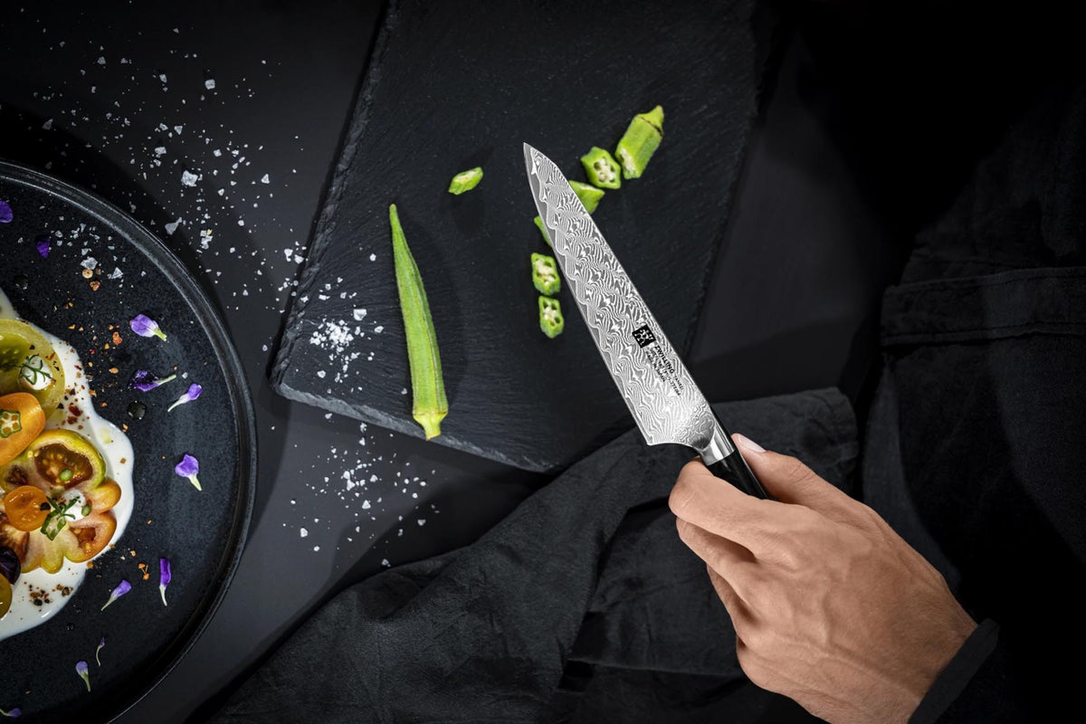 Tanrei Kochmesser 200mm in Schwarz präsentiert im Onlineshop von KAQTU Design AG. Damastmesser ist von Zwilling Kitchen