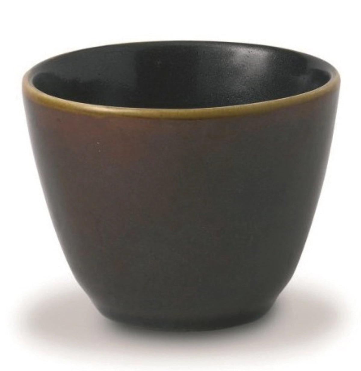 Nourish Siena Brown Chip Mug 10cm 29cl in Braun präsentiert im Onlineshop von KAQTU Design AG. Küchenhelfer ist von Churchill