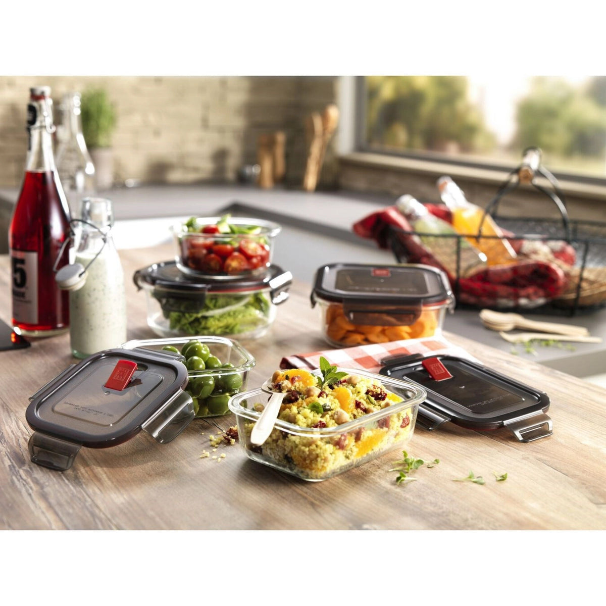 Zwilling Gusto Glasbehälter quadratisch, 1100 ml in Silber präsentiert im Onlineshop von KAQTU Design AG. Aufbewahrungsdose ist von Zwilling Kitchen