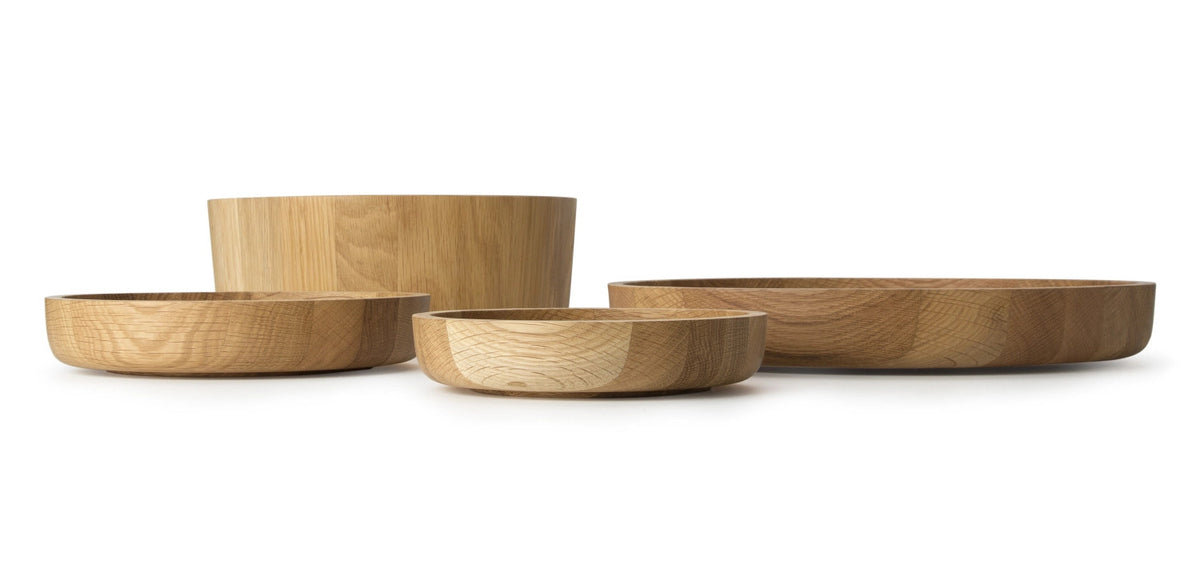 Eiche Schale, 38x5.4 cm in Braun präsentiert im Onlineshop von KAQTU Design AG. Schale ist von Continenta