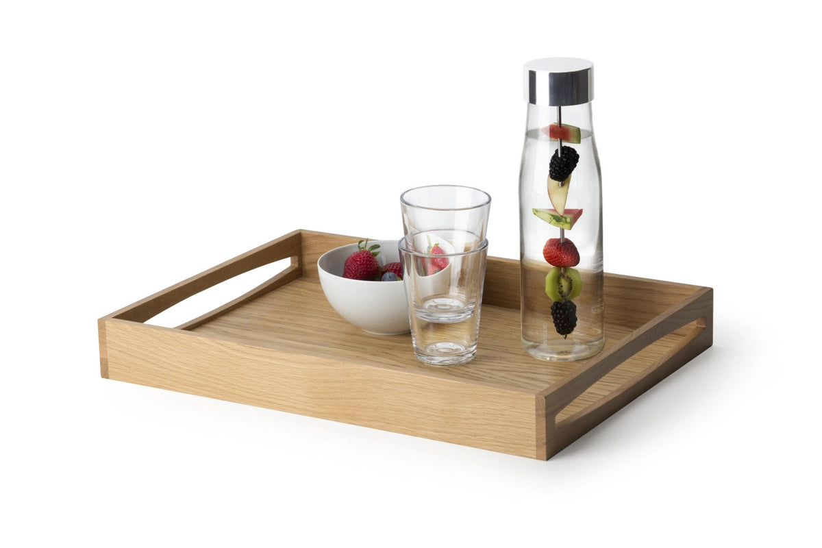 Eiche Tablett, 49x35x6.3 cm in Braun präsentiert im Onlineshop von KAQTU Design AG. Tablett ist von Continenta