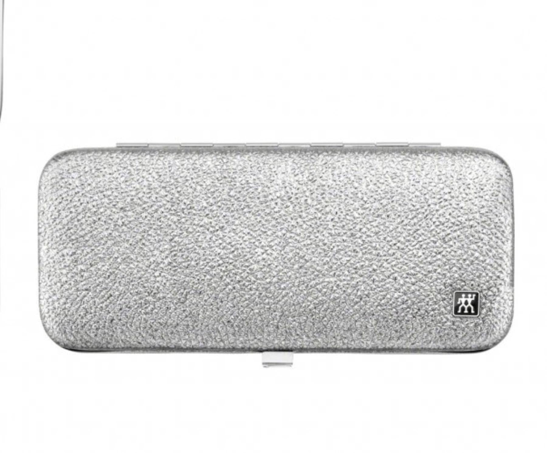 Elegantes 5-teiliges Rahmenetui in Silber von Zwilling Beauty, ideal für die Körperpflege und stilvolle Aufbewahrung.
