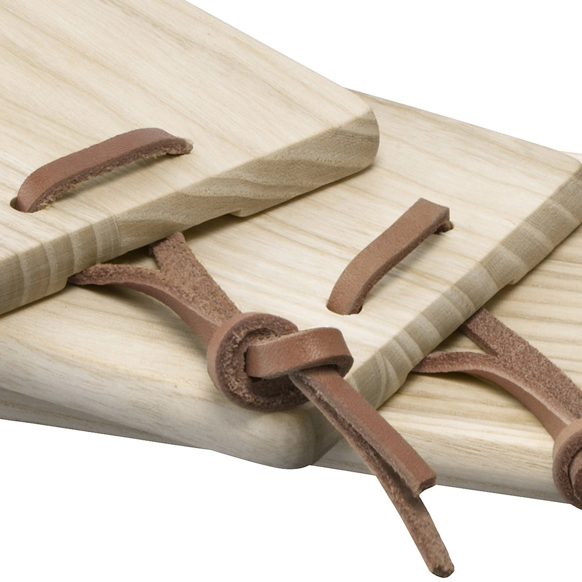 Borough Trio Brett Set Esche in Braun präsentiert im Onlineshop von KAQTU Design AG. Schneidbrett ist von LSA