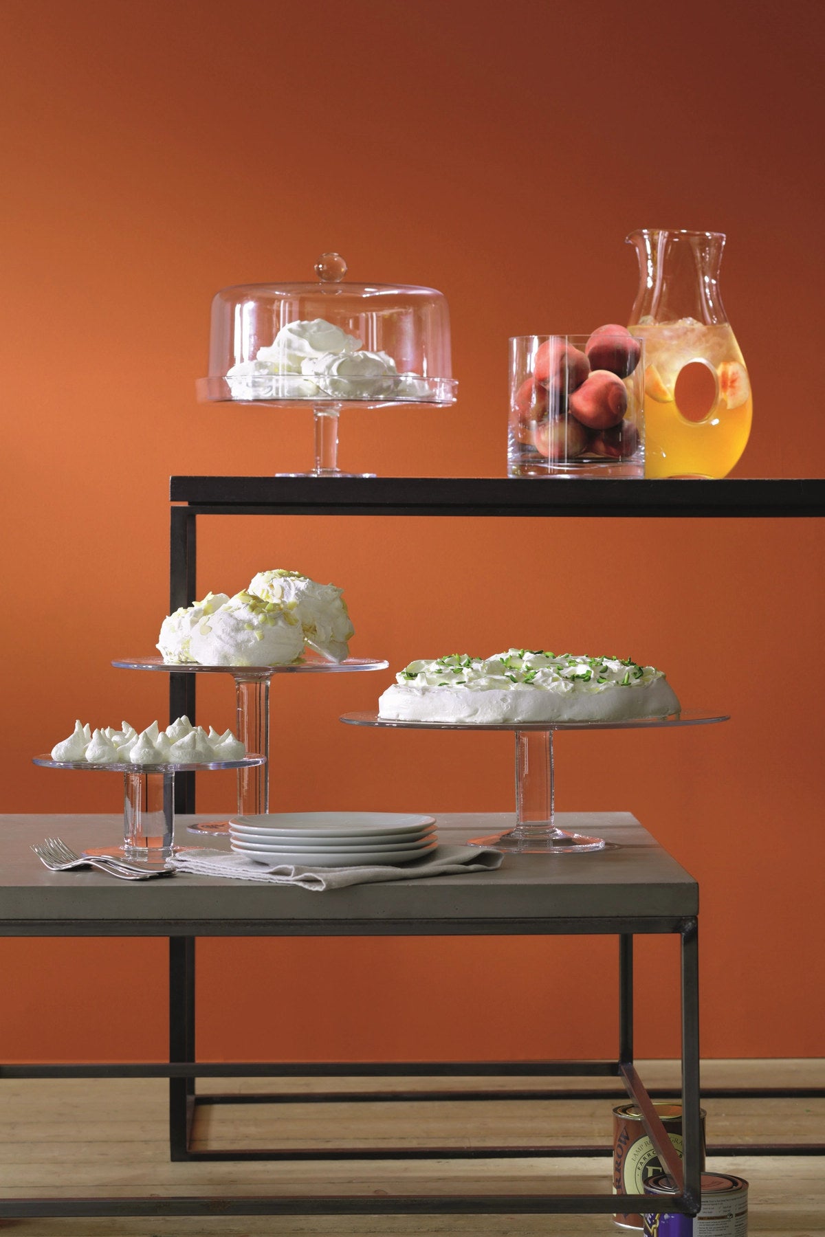 Klara Kuchenplatte Haube in Transparent präsentiert im Onlineshop von KAQTU Design AG. Platte ist von LSA