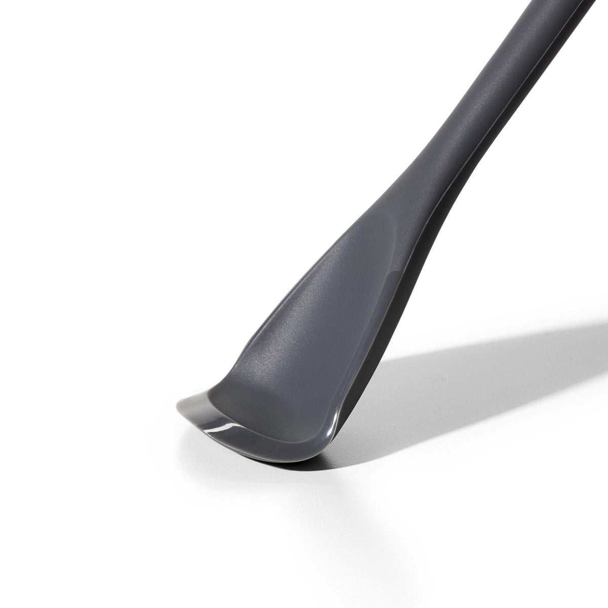 OXO Kochlöffel, Silikon in Grau präsentiert im Onlineshop von KAQTU Design AG. Kochbesteck ist von OXO