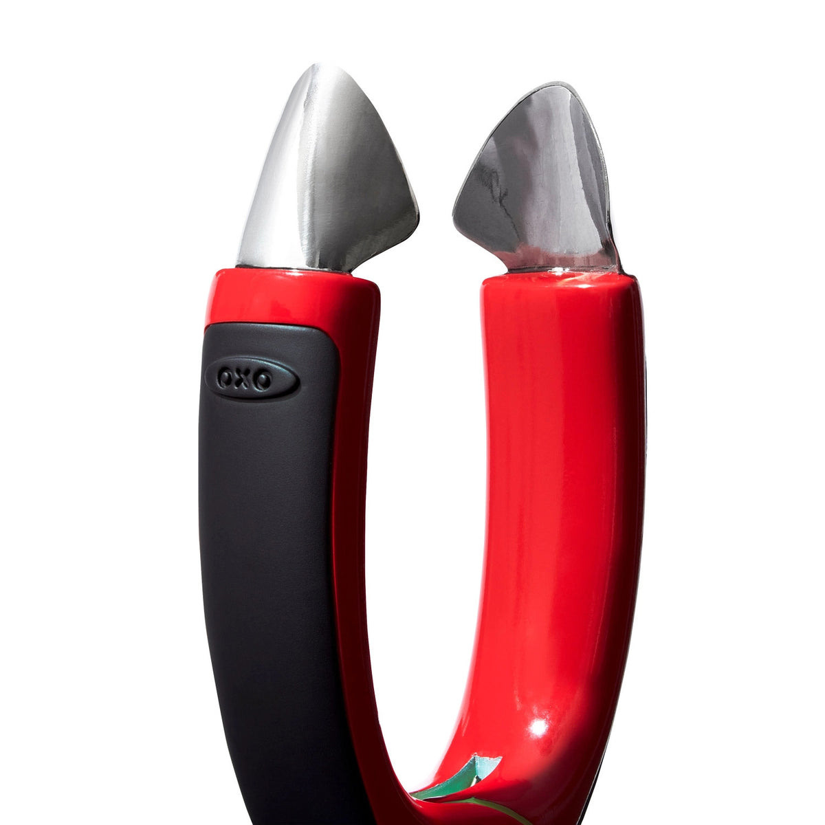 Good Grips Erdbeerstrunkentferner in Rot präsentiert im Onlineshop von KAQTU Design AG. Küchenhelfer ist von OXO