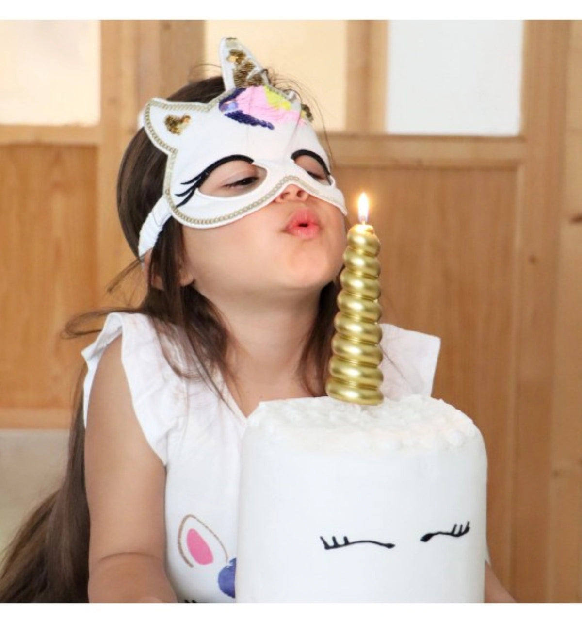 Kerze XXL Einhorn-Horn gold in Gold präsentiert im Onlineshop von KAQTU Design AG. Kerzen ist von Scrap Cooking