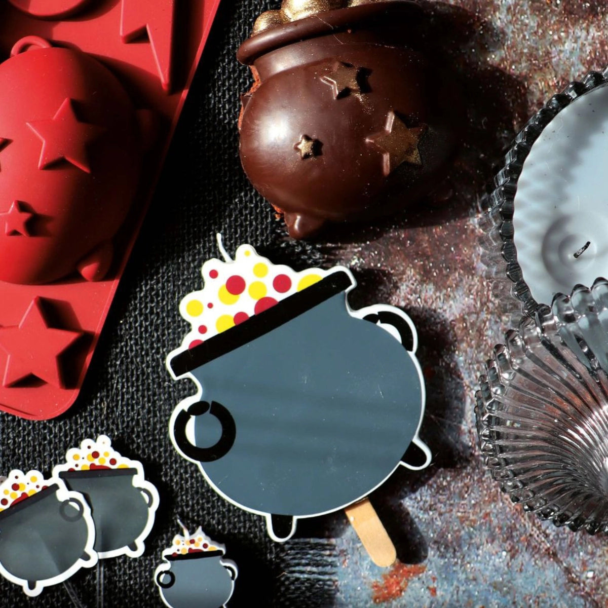 Kerze XXL Zauberei in Mehrfarbig präsentiert im Onlineshop von KAQTU Design AG. Kerzen ist von Scrap Cooking