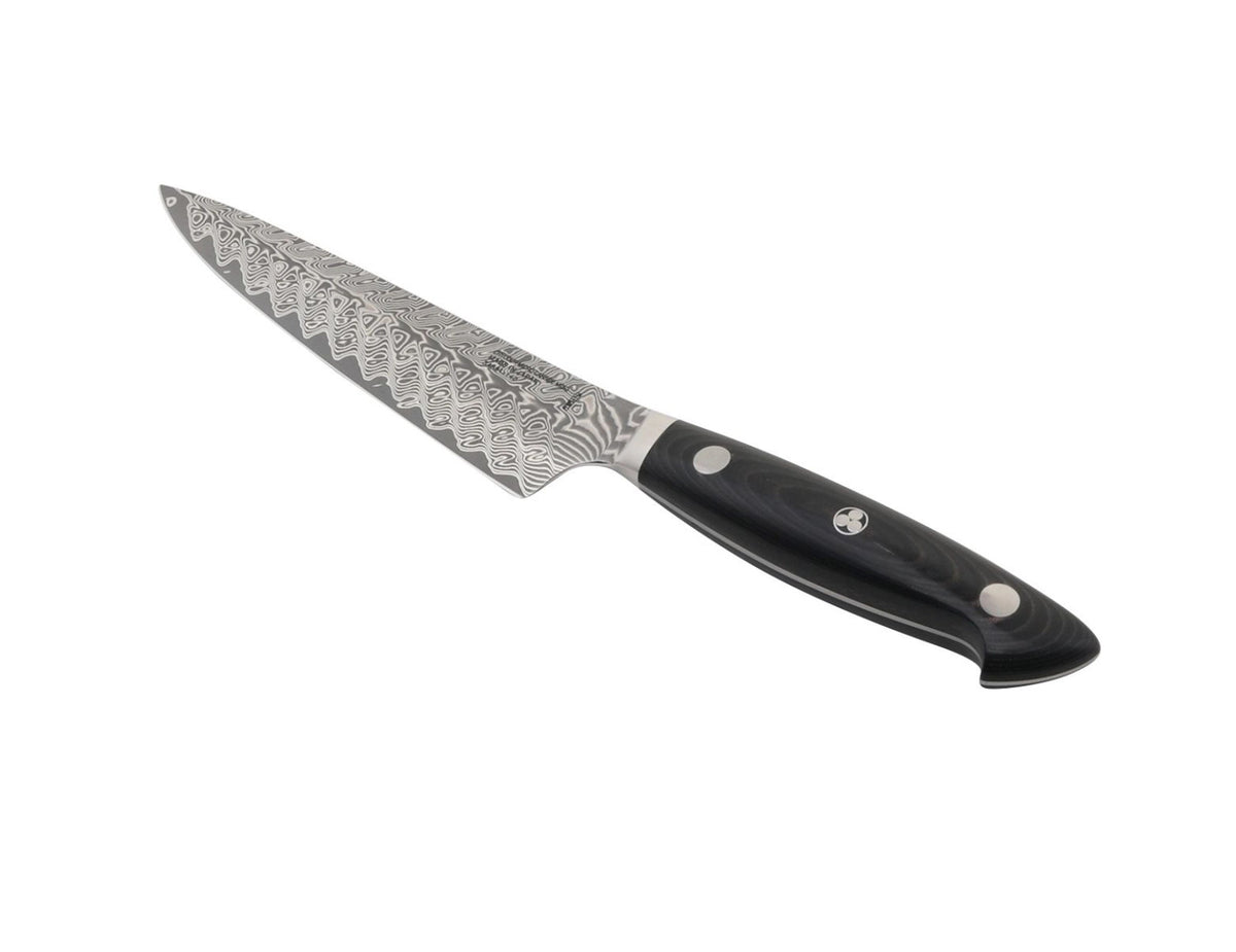 Kramer Euro Stainless Kochmesser compact 14cm in Schwarz präsentiert im Onlineshop von KAQTU Design AG. Küchenmesser ist von Zwilling