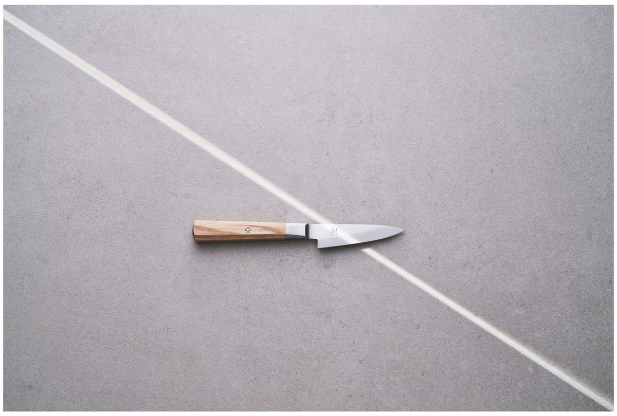 Koya 4000 FC V2 Kudamono 9cm in Beige präsentiert im Onlineshop von KAQTU Design AG. Küchenmesser ist von Miyabi
