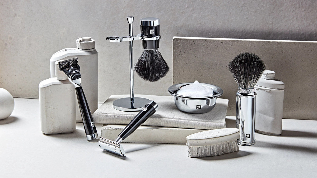 Classic Rasierer schwarz in Schwarz präsentiert im Onlineshop von KAQTU Design AG. Körperpflege ist von Zwilling Beauty