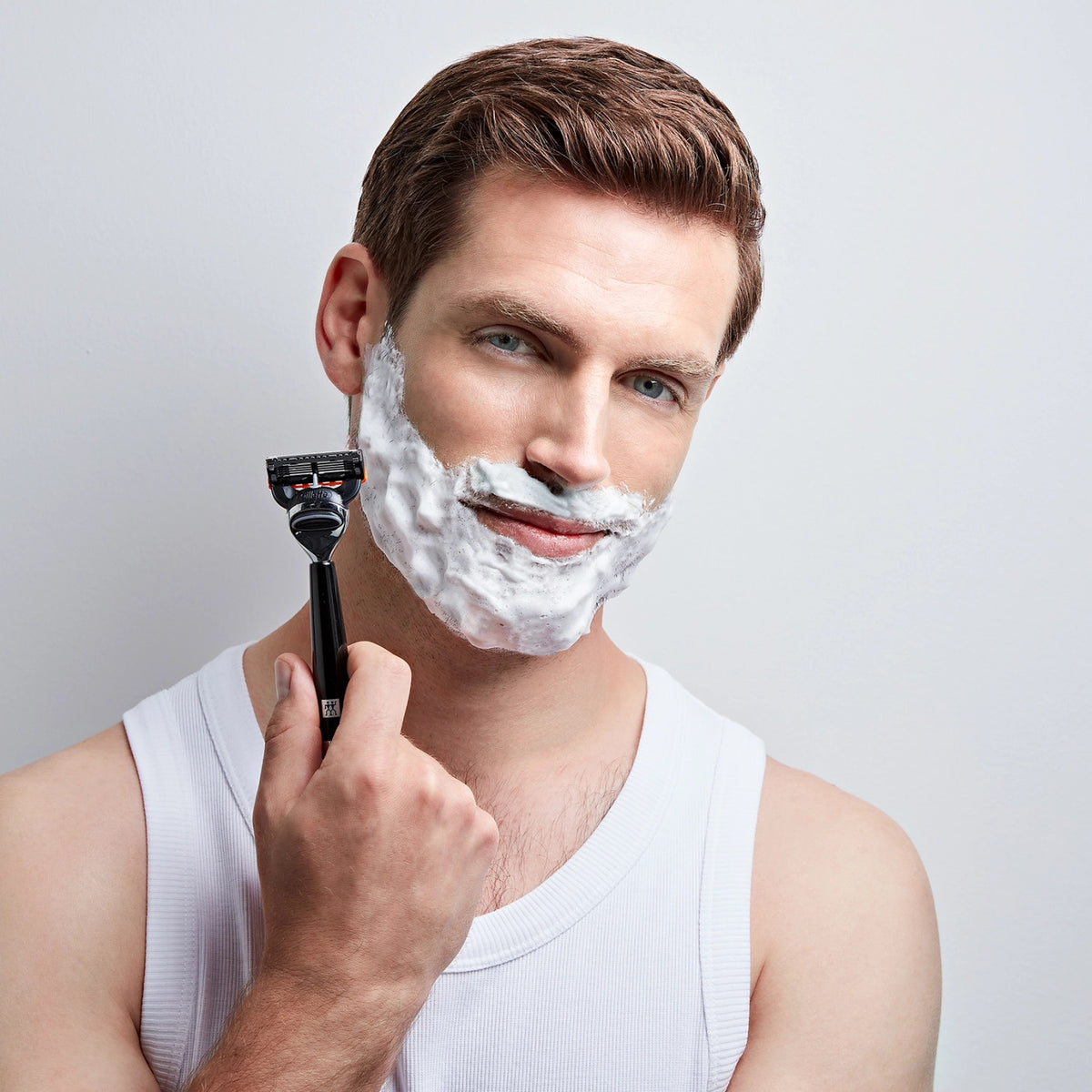 Classic Rasierer schwarz in Schwarz präsentiert im Onlineshop von KAQTU Design AG. Körperpflege ist von Zwilling Beauty