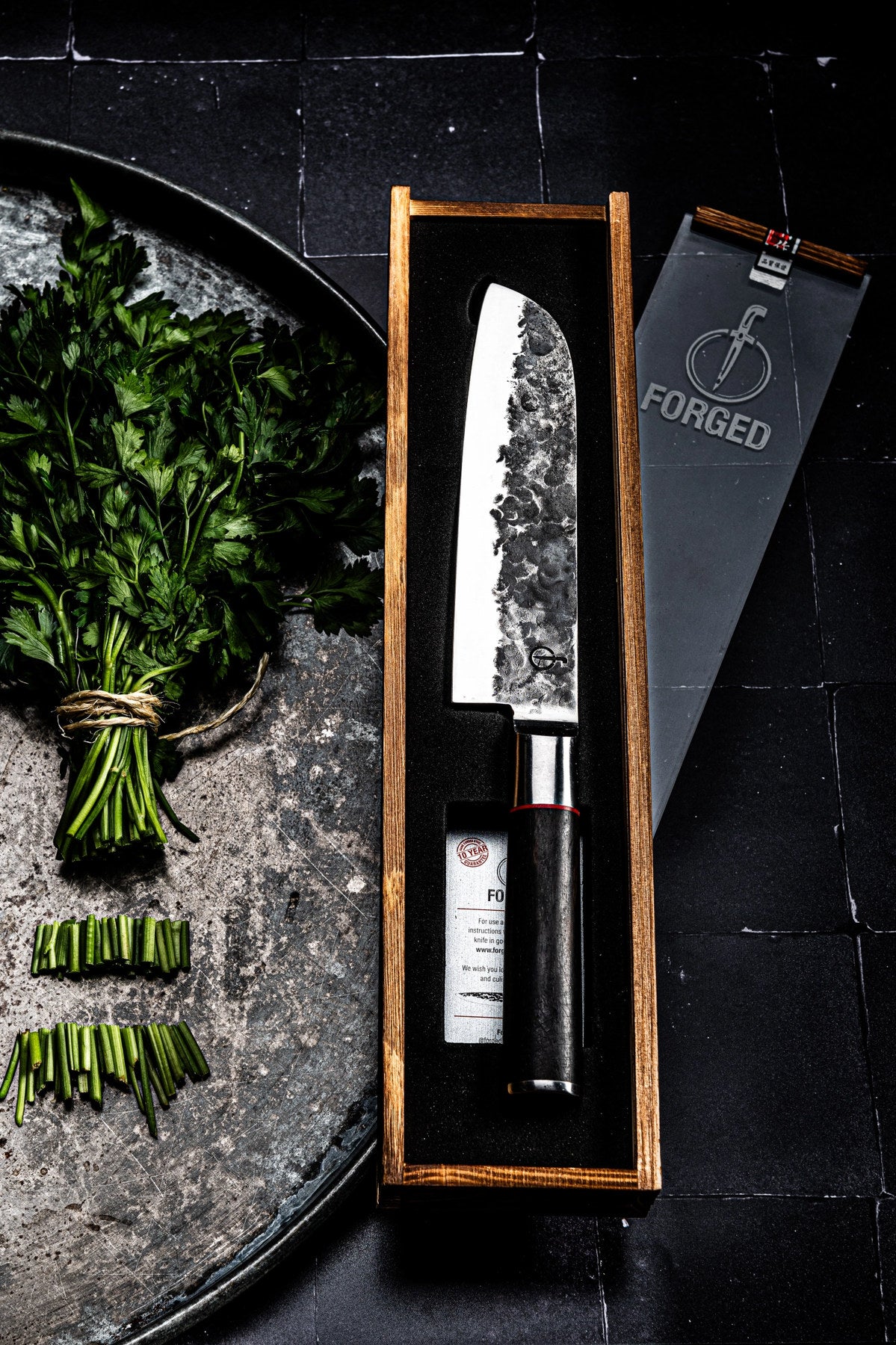 Sebra Santokumesser 18cm in Gelb präsentiert im Onlineshop von KAQTU Design AG. Küchenmesser ist von Forged