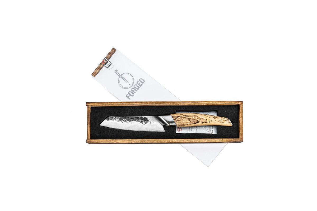 Katai Santokumesser 13cm in Gelb präsentiert im Onlineshop von KAQTU Design AG. Küchenmesser ist von Forged