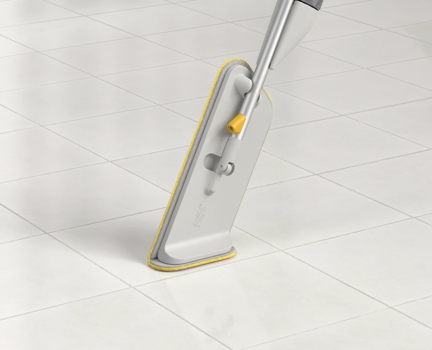 Praktischer CleanTech Sprühmopp in elegantem Stein-Grau, ideal für effiziente Bodenreinigung mit integriertem Schrubber.