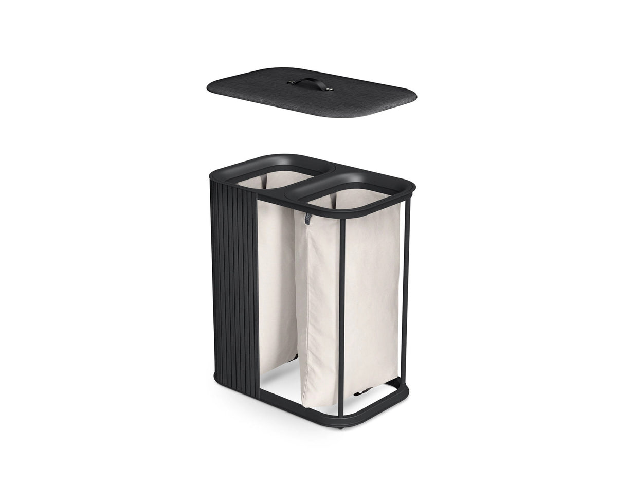 Tota Twin Luxe Wäschekorb 90l black in Schwarz präsentiert im Onlineshop von KAQTU Design AG. Wäschekorb ist von Joseph Joseph