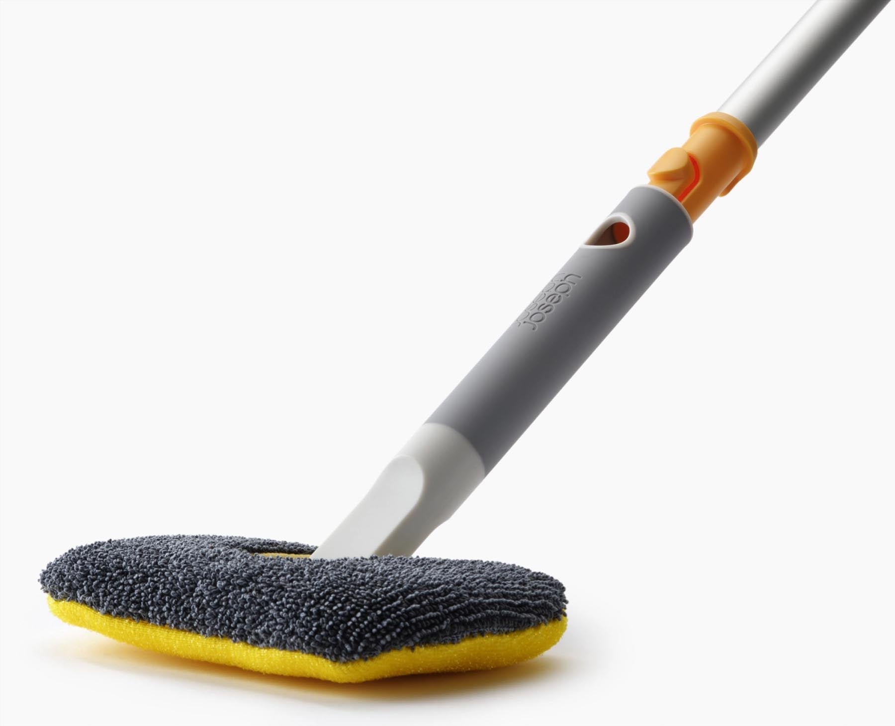 Hochwertiges CleanTech Ersatzpad in blau und gelb, 18x11cm, perfekt für effektive Bodenreinigung mit dem Joseph Joseph Bodenschrubber.