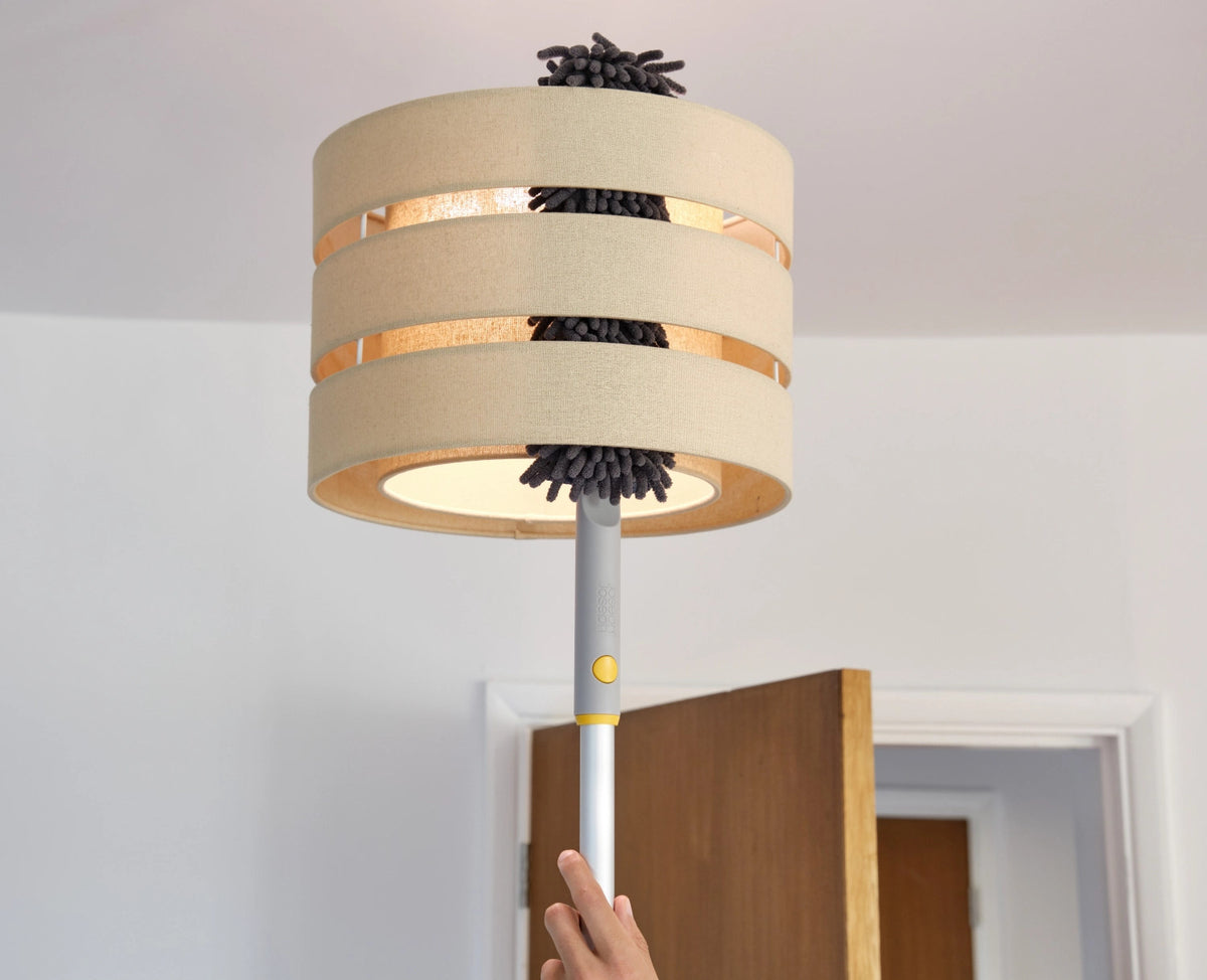 CleanTech Reinigungsset komplett light stone in Grau präsentiert im Onlineshop von KAQTU Design AG. Reinigung & Wäsche ist von Joseph Joseph