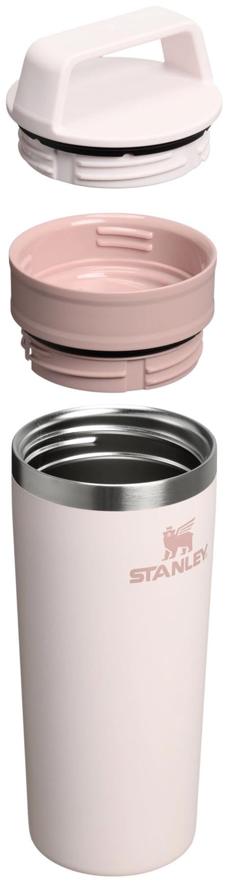 Eleganter Reisebecher in zartem Rose Quartz von Stanley, ideal für Kaffee und Tee to go, mit 0.47l Fassungsvermögen.