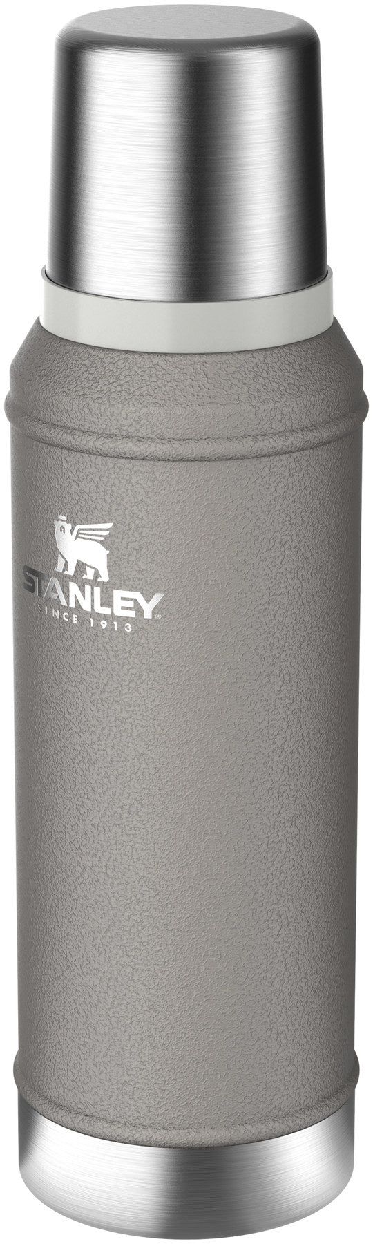 Legendary Classic Flasche 0.94l hammertone ash in Grau präsentiert im Onlineshop von KAQTU Design AG. Thermosflasche ist von Stanley