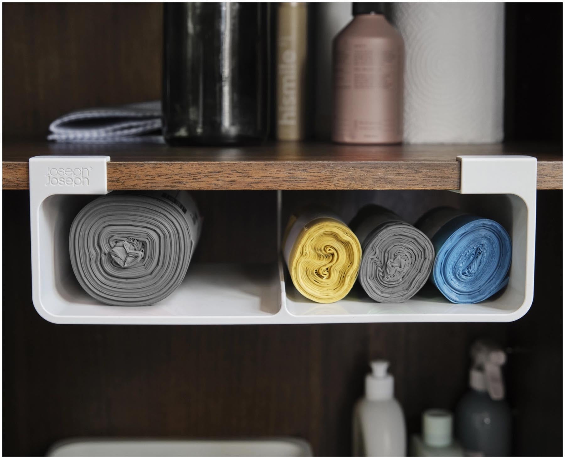 Stylischer Küchenorganizer von Joseph Joseph in zeitlosem Grau, ideal zur praktischen und übersichtlichen Lagerung von Recycle-Beuteln.