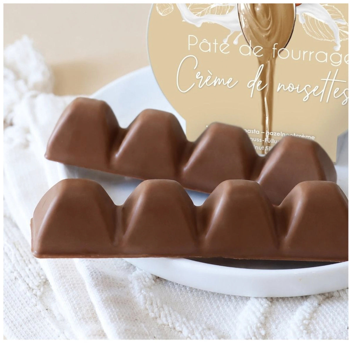 Giessform halbart für Schokolade Schoko Bueno in präsentiert im Onlineshop von KAQTU Design AG. Backformen ist von Scrap Cooking