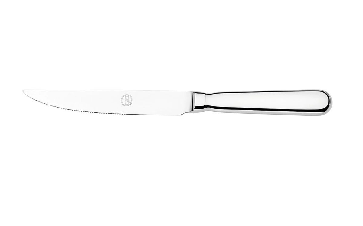 Silbernes Steakmesser Palio 18/10 von Abert, schlanke Klinge und Griff aus Edelstahl, Länge 20.3 cm, vor hellem Hintergrund fotografiert.