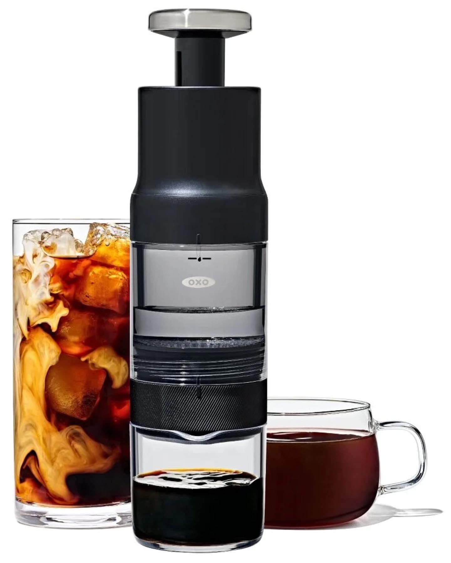Eleganter OXO GG Brew Kaffeezubereiter, ideal für die zügige Zubereitung von köstlichem Kaffee in nur 2 bis 5 Minuten.