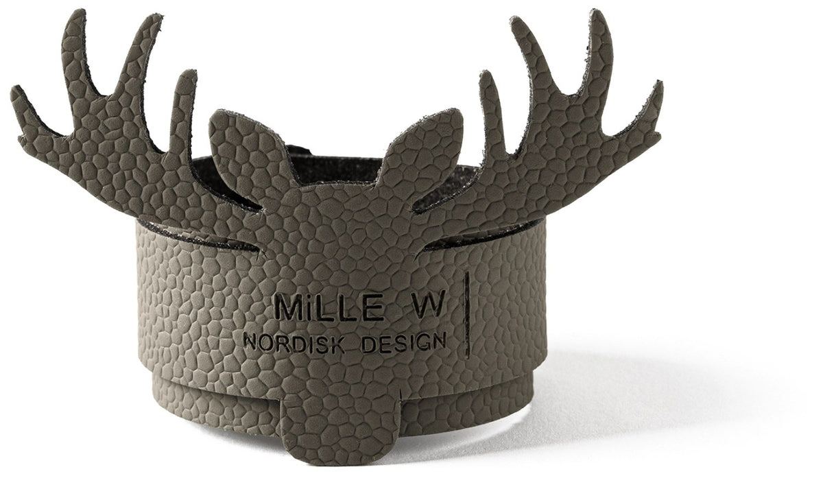 Grauer Serviettenring in Elchform aus dem Sortiment Servietten von MiLLE W NORDISK DESIGN, Masse 6 x 6 x 6 cm.