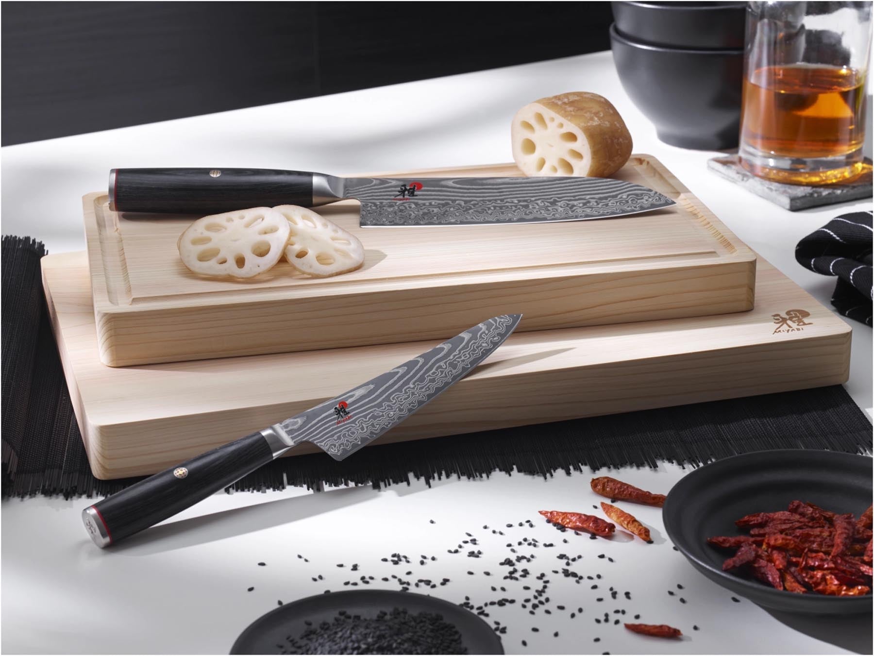 Hochwertiges Miyabi Bunka-Messer mit 17 cm Klinge, perfekt für präzise Schnitte und vielseitige Anwendungen in der modernen Küche.