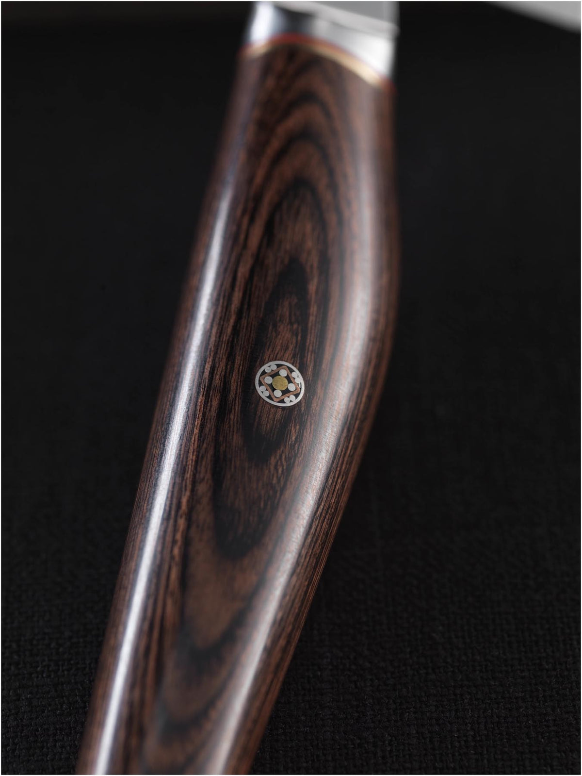 6000 MCT Bunka 17cm in Braun präsentiert im Onlineshop von KAQTU Design AG. Küchenmesser ist von Miyabi