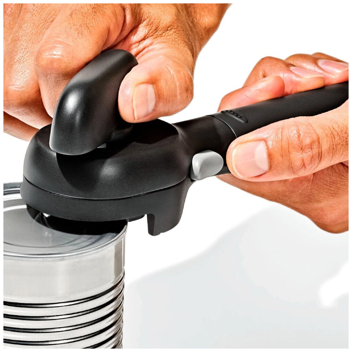 GG Dosenöffner Soft Edge in Schwarz präsentiert im Onlineshop von KAQTU Design AG. Dosenöffner ist von OXO