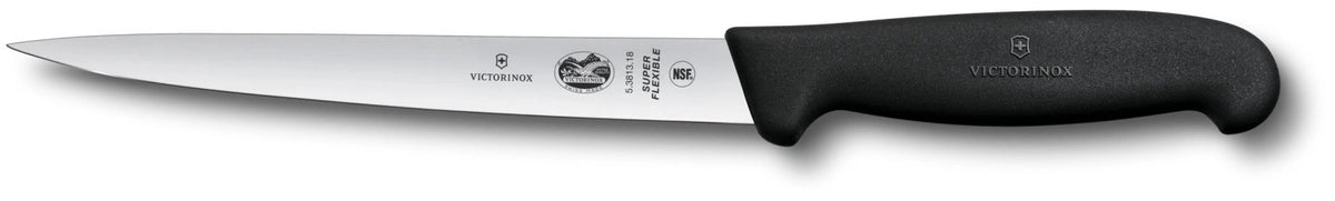Schwarzes Victorinox Fibrox Filetiermesser mit 18cm langer, superflexibler Klinge und rutschfestem Griff, fotografiert auf weissem Hintergrund.