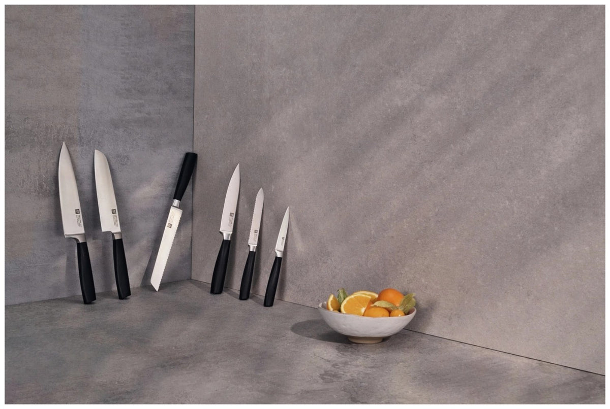 Zwilling Crave Universalmesser mit 13cm Klinge, Wellenschliff, ergonomischem Griff, mehrfarbig, aus Solingen gefertigt, Küchenmesser.